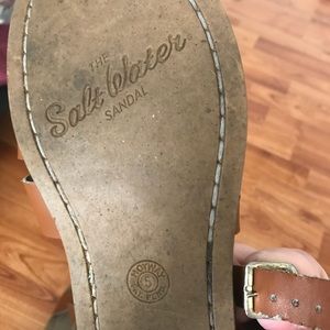 Camel Colored Saltwater Sandals, size 7